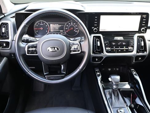 Used 2021 Kia Sorento SX image 13