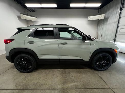 New 2026 Chevrolet TrailBlazer LT w/ Convenience Package FWD image 2