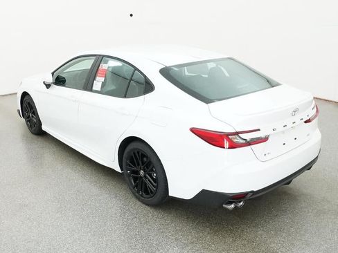 New 2026 Toyota Camry SE FWD image 5
