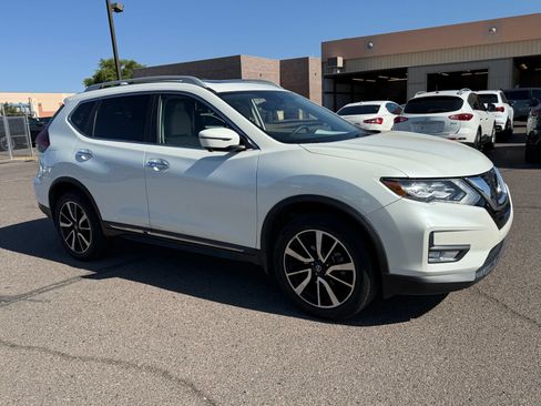 Certified 2020 Nissan Rogue SL w/ Premium Package AWD/4WD image 3