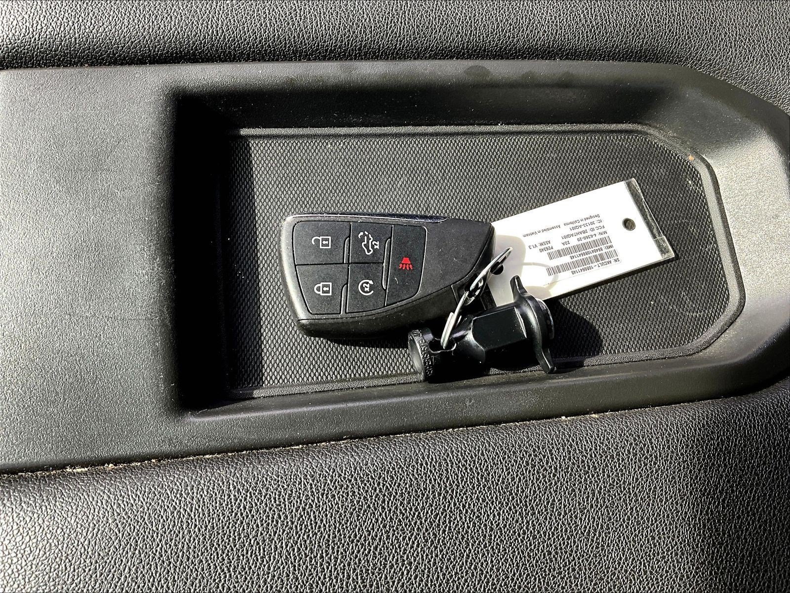 Used 2025 GMC Sierra 1500 SLT AWD/4WD image 34