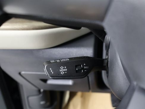 New 2025 Audi Q5 Premium Plus image 26