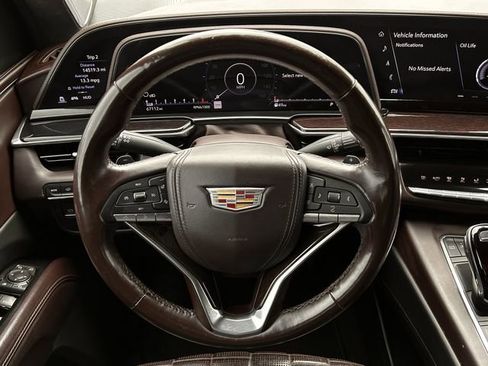 Used 2022 Cadillac Escalade ESV Sport Platinum image 14