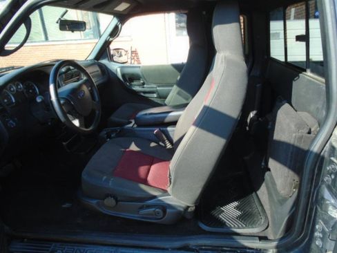 Used 2004 Ford Ranger FX4 image 11