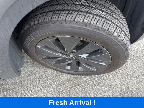 Used 2024 Volkswagen Taos S FWD image 22