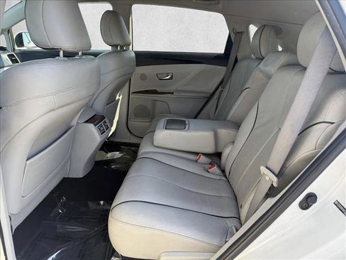 Used 2010 Toyota Venza image 21