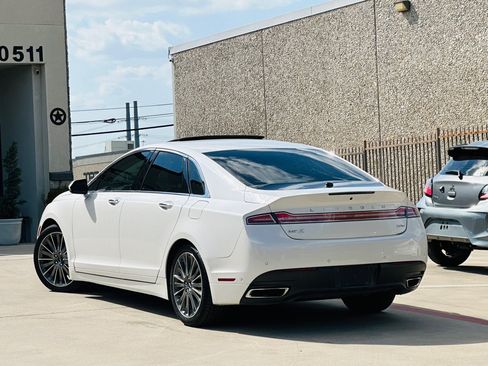 Used 2014 Lincoln MKZ Hybrid FWD image 8