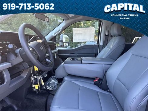New 2025 Ford F450 XL image 19
