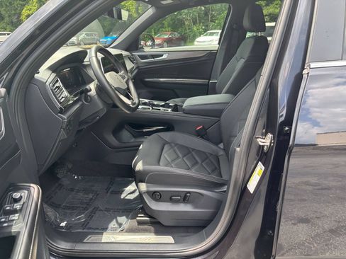 Used 2026 Volkswagen Atlas Cross Sport SE FWD image 19