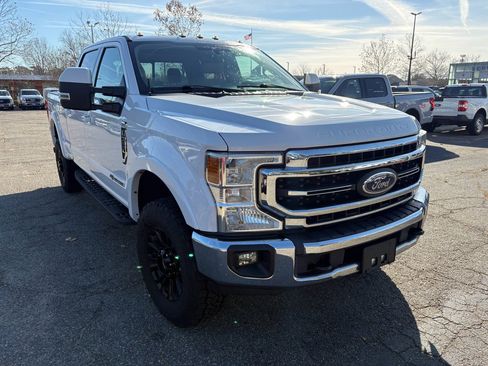 Used 2020 Ford F350 Lariat w/ Tremor Off-Road Package image 3