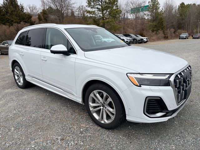 Certified 2026 Audi Q7 3.0T Premium Plus w/ Premium Plus Package AWD/4WD image 3