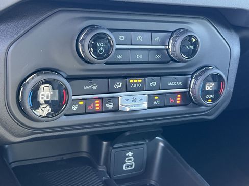 New 2026 Ford Bronco Outer Banks AWD/4WD image 21