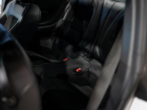 Used 2016 Ford Mustang Shelby GT350 w/ Technology Package image 43