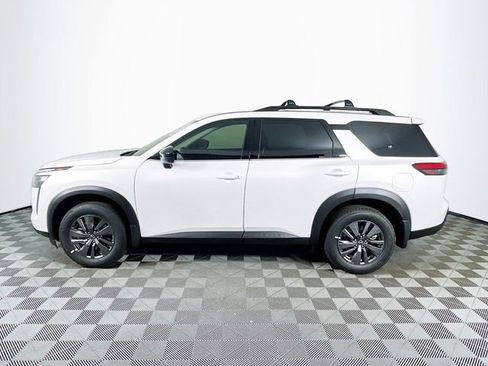 New 2026 Nissan Pathfinder SV image 4