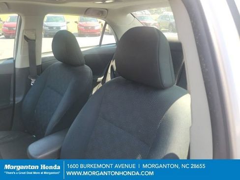 Used 2009 Toyota Corolla S w/ Sport Pkg FWD image 11