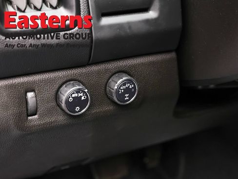Used 2022 Chevrolet Colorado LT w/ Safety Package AWD/4WD image 22