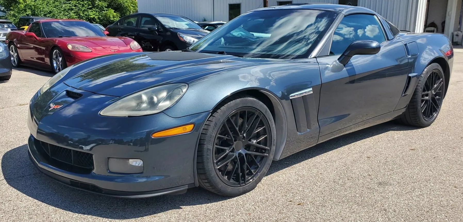 Used 2011 Chevrolet Corvette Grand Sport RWD image 17