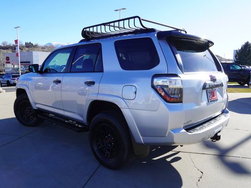 Certified 2021 Toyota 4Runner Venture image 6