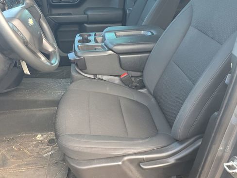 Used 2021 Chevrolet Silverado 1500 Custom image 15