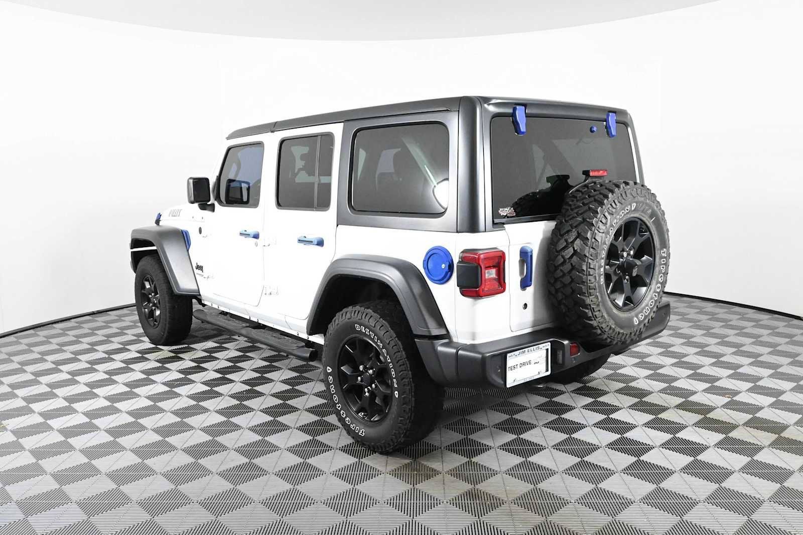 Used 2020 Jeep Wrangler Unlimited Sport AWD/4WD image 5