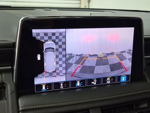 Used 2021 GMC Yukon XL AT4 w/ AT4 Premium Plus Package image 32