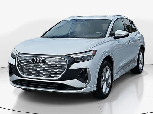 Used 2023 Audi Q4 e-tron Premium Plus w/ Premium Plus image 10