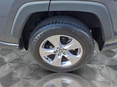 Used 2025 Toyota RAV4 XLE AWD/4WD image 25