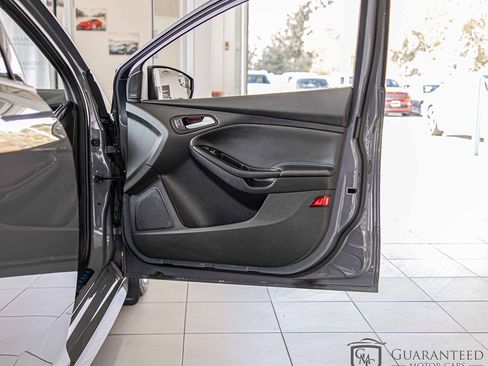 Used 2017 Ford Focus RS image 43