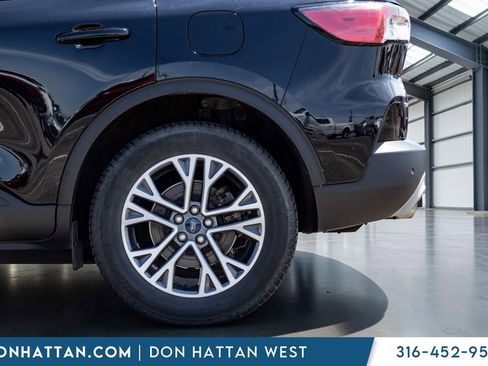 Used 2020 Ford Escape SEL AWD/4WD image 29