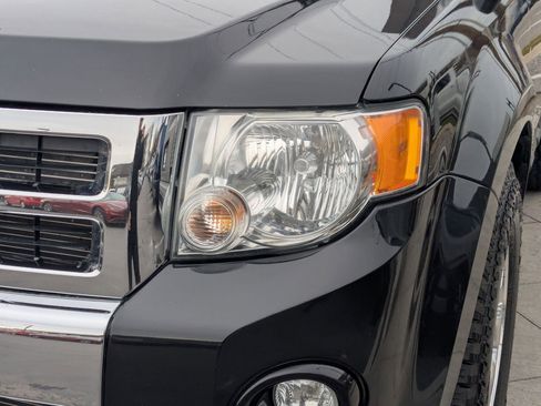 Used 2011 Ford Escape Limited image 11