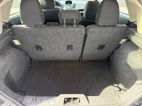 Used 2015 Ford Fiesta SE image 24