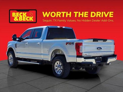 Used 2019 Ford F250 XLT w/ XLT Premium Package image 7