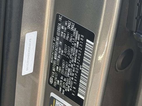 Used 2017 Kia Sorento AWD image 25