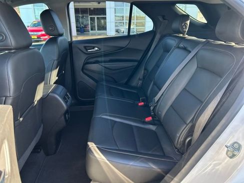 Used 2019 Chevrolet Equinox Premier image 16