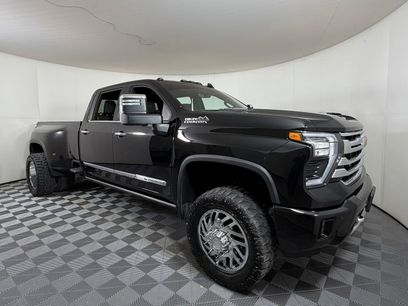 Used 2024 Chevrolet Silverado 3500 High Country w/ Technology Package