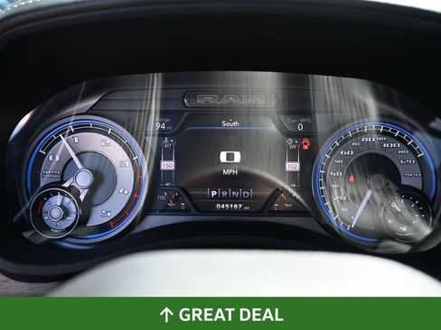 Used 2022 RAM 2500 Limited AWD/4WD image 31