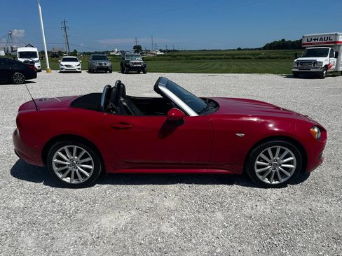 Used 2017 FIAT 124 Spider Lusso RWD image 26