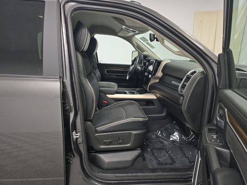 Used 2024 RAM 3500 Laramie w/ Chrome Bumper Package image 10