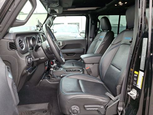 Used 2022 Jeep Wrangler Unlimited Rubicon 4xe w/ Cold Weather Group image 13