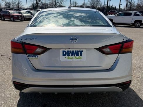 Used 2020 Nissan Altima 2.5 S FWD image 5