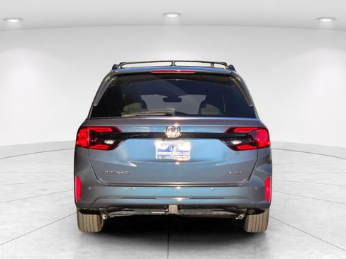 New 2026 Honda Odyssey Touring image 5