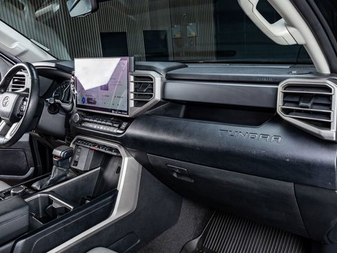 Used 2022 Toyota Tundra SR5 image 18