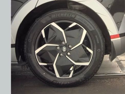 Certified 2023 Hyundai Ioniq 5 Limited RWD image 12