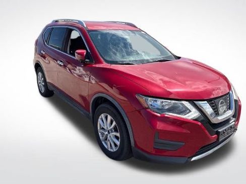 Used 2017 Nissan Rogue SV w/ SV Premium Package AWD/4WD image 4