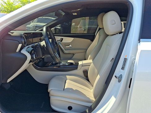 Used 2019 Mercedes-Benz A 220 image 17