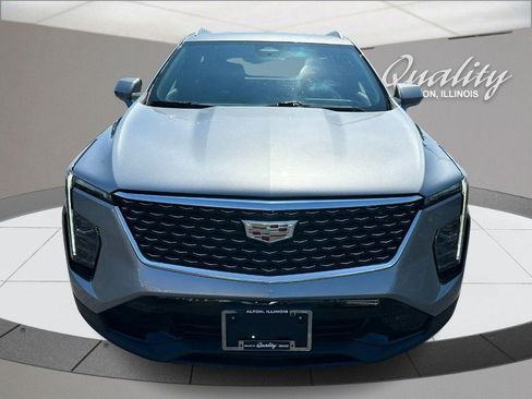 Used 2025 Cadillac XT4 Premium Luxury AWD/4WD image 8