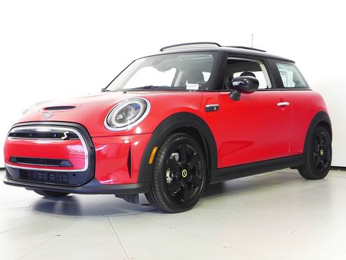 Used 2023 MINI Cooper SE FWD image 2
