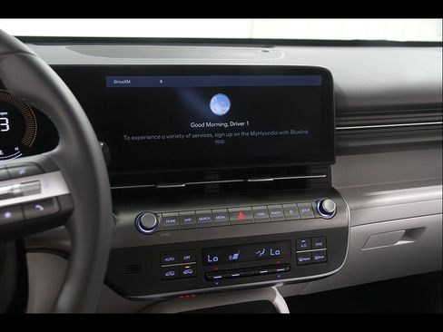 Certified 2025 Hyundai Kona SEL AWD/4WD image 9