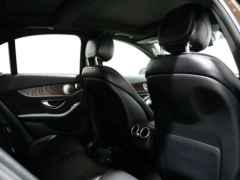 Used 2018 Mercedes-Benz C 300 Sedan image 19