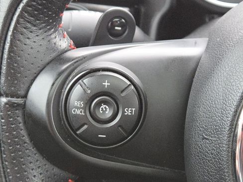 Used 2019 MINI Cooper Countryman S w/ Premium Package image 7